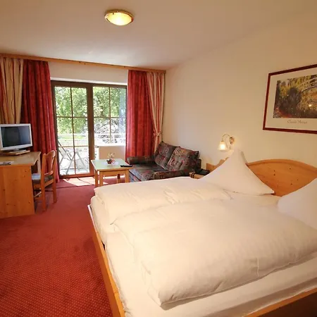 Fleischmann Guest house Roding