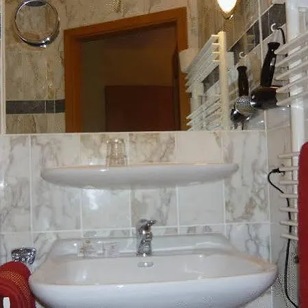 招待所 弗莱施曼潘森酒店 罗丁