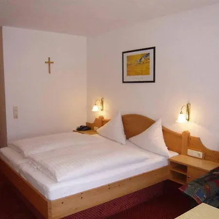 弗莱施曼潘森酒店 罗丁