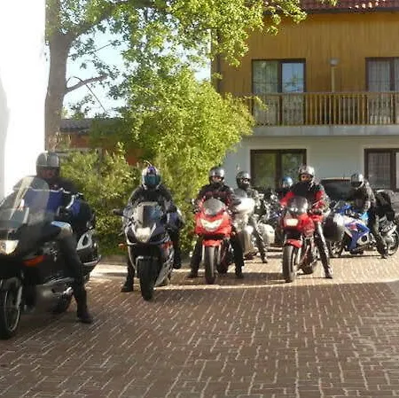 弗莱施曼潘森酒店 3*